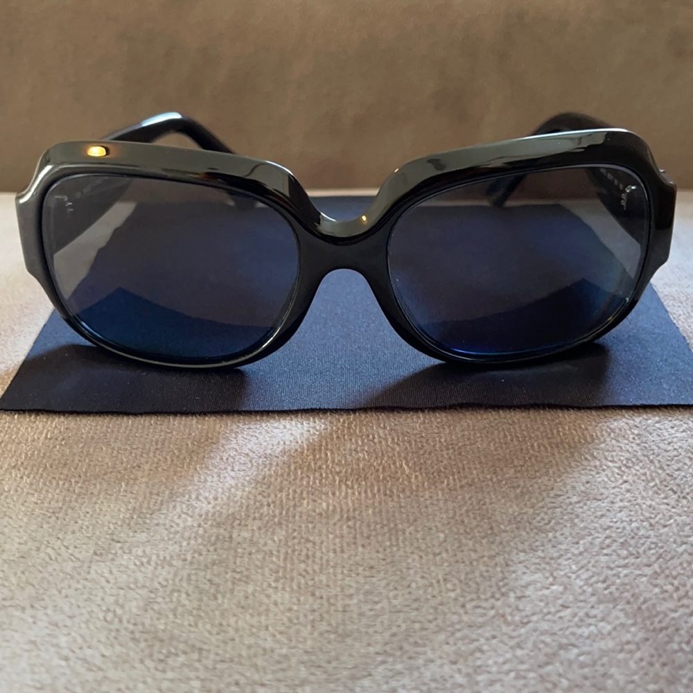 Women’s Fendi Sunglasses